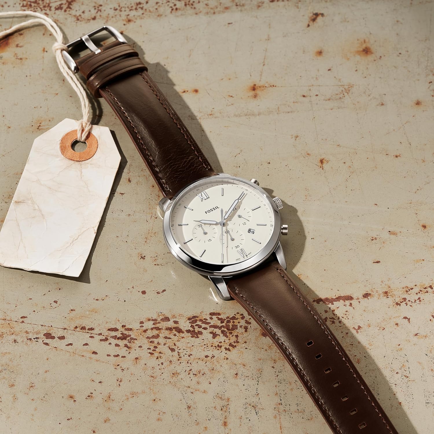 Fossil Men's Off-White Dial Analog Quartz Chronograph Watch with Brown Leather Band